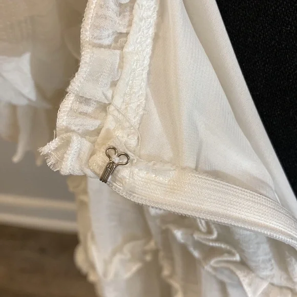 Selfie Leslie ruffle v neck white cut out long sleeve dress - Picture 12 of 14